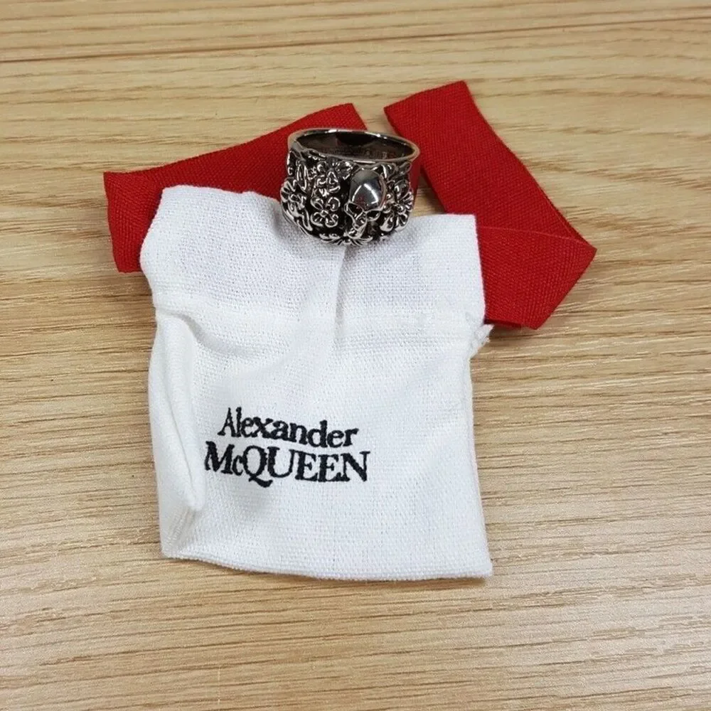 ALEXANDER MCQUEEN Jewelry Mens Size 10 / 21 Ring Silver Floral Skull $350